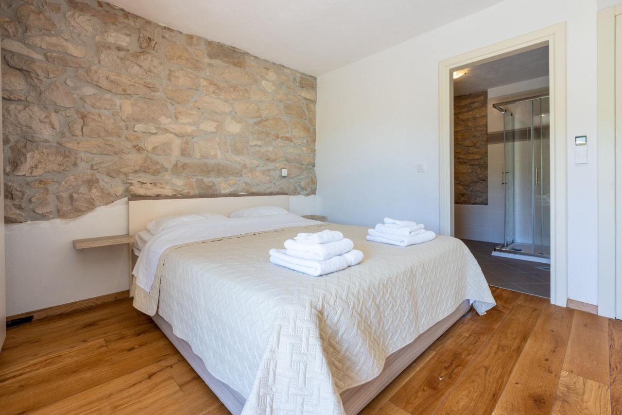 Villa Ana Motovun Exterior foto